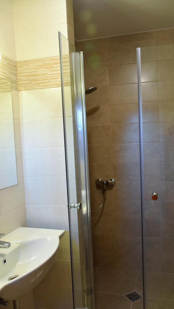 La Mia Casa Vendeghaz Hotell Kaposvár Exteriör bild