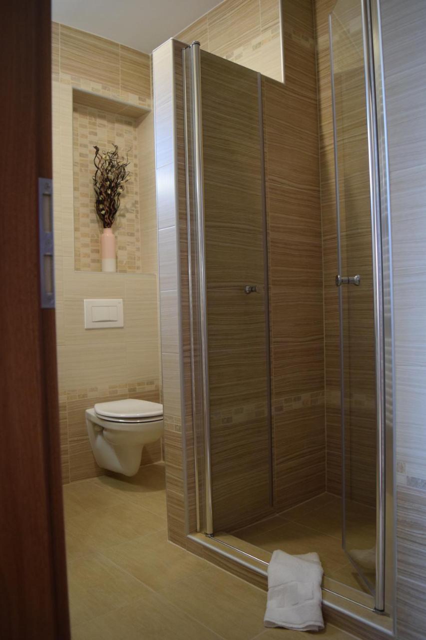 La Mia Casa Vendeghaz Hotell Kaposvár Exteriör bild