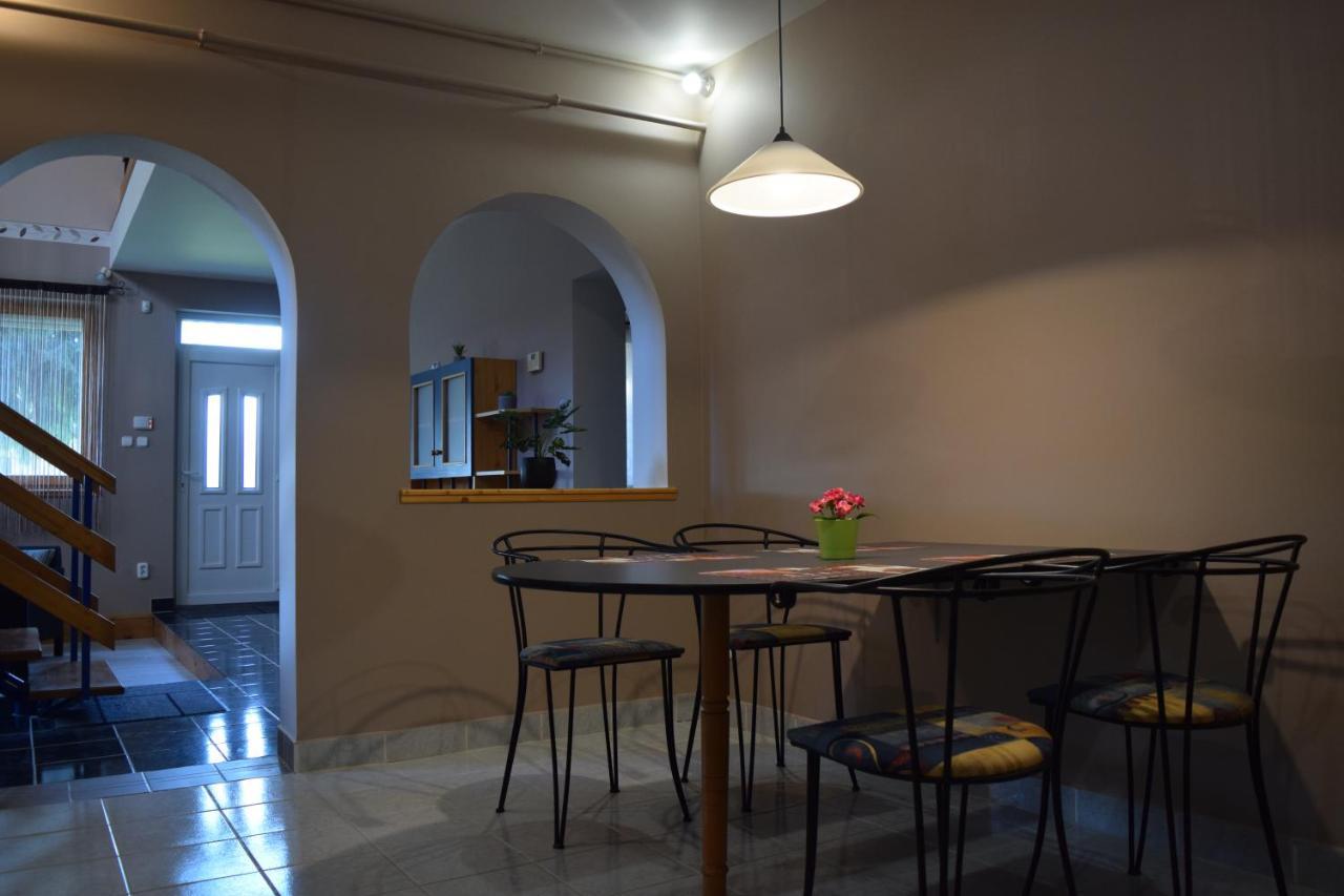 La Mia Casa Vendeghaz Hotell Kaposvár Exteriör bild